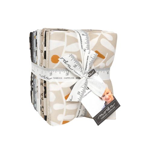 Mira AB Fat Quarter Bundle
