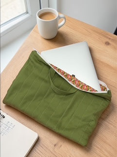 Quilted Laptop Carrier with Laurie Alice